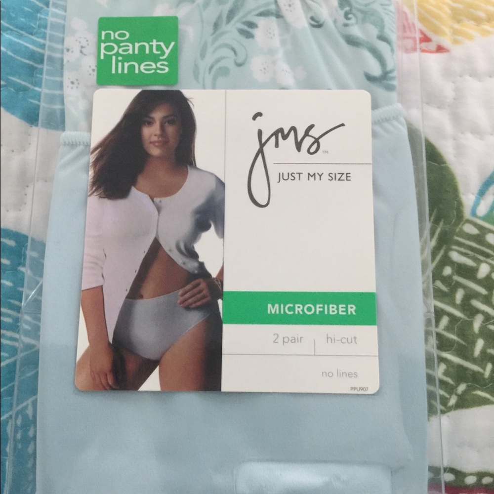 🌺 3 for $15 (items $7 and under) Just My Size microfiber panties still in box.